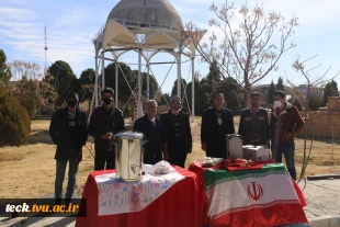 راه اندازی ایستگاه صلواتی به مناسبت فرارسیدن دهه مبارک فجر در دانشکده فنی شهید رجائی کاشان 3