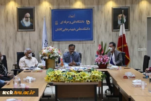 مراسم رونمایی از کتاب در دانشکده فنی شهید رجائی کاشان 3