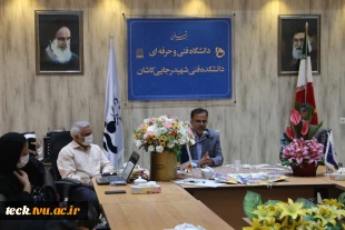 مراسم رونمایی از کتاب در دانشکده فنی شهید رجائی کاشان 4