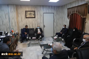 بازدید مدیرکل محترم امور دانشجویی دانشگاه فنی و حرفه ای در معیت هیئت همراه  از دانشکده فنی شهید رجائی کاشان 5