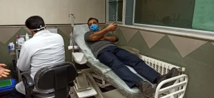 اهدای خون تعدادی از کارکنان دانشکده فنی شهید رجائی کاشان 2