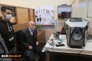 بازدید سردار جواد نائینی کفیل نمایندگی مردم کاشان و آران و بیدگل در مجلس شورا از هسته های فناور مرکز رشد و خلاقیت دانشکده فنی شهید رجائی پسران کاشان 13