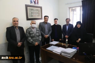 تجلیل از بانوان شاغل در دانشکده فنی شهید رجائی کاشان به مناسبت فرارسیدن ولادت باسعادت حضرت فاطمه زهرا سلام الله و روز زن 8