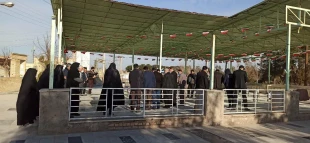 تجدید عهد و پیمان با شهدای انقلاب اسلامی ایران با حضور کارکنان، استادان و اعضای هیئت علمی دانشکده فنی شهید رجائی کاشان در گلزار شهدای سفیدشهر 2