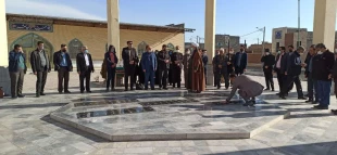 تجدید عهد و پیمان با شهدای انقلاب اسلامی ایران با حضور کارکنان، استادان و اعضای هیئت علمی دانشکده فنی شهید رجائی کاشان در گلزار شهدای سفیدشهر 6