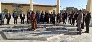 تجدید عهد و پیمان با شهدای انقلاب اسلامی ایران با حضور کارکنان، استادان و اعضای هیئت علمی دانشکده فنی شهید رجائی کاشان در گلزار شهدای سفیدشهر 7