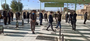 تجدید عهد و پیمان با شهدای انقلاب اسلامی ایران با حضور کارکنان، استادان و اعضای هیئت علمی دانشکده فنی شهید رجائی کاشان در گلزار شهدای سفیدشهر 10