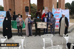 مراسم نهمین یادواره شهدای دانشجو و پنجمین سالگرد دفن شهیدان گمنام در دانشکده فنی شهید رجائی کاشان 13