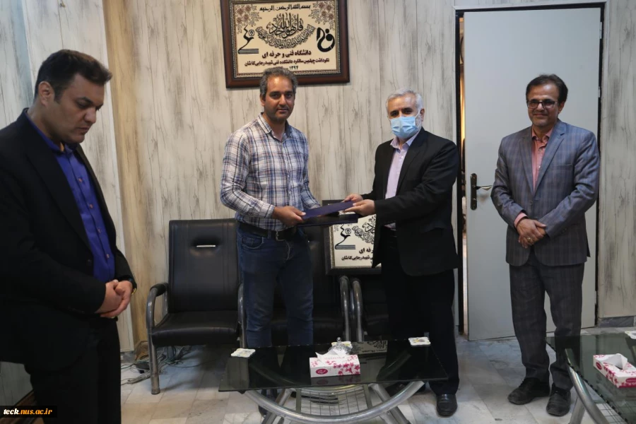 برگزاری آخرین جلسه شورای اداری سال 1400 در دانشکده فنی شهید رجائی کاشان 4