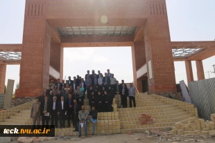 برگزاری آخرین جلسه شورای اداری سال 1400 در دانشکده فنی شهید رجائی کاشان 17