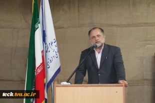 برگزاری مراسم تودیع و معارفه روسای قدیم و جدید دانشکده فنی و حرفه ای شهید رجائی کاشان 13