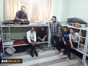 نشست شبانه و صمیمی مشاور دانشکده فنی شهید رجائی با دانشجویان خوابگاهی 2