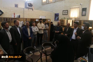 بازدید مسئول بسیج اساتید استان اصفهان و هیئت همراه از توانمندی های هسته های فناور مرکز  رشد، خلاقیت و نوآوری دانشکده فنی شهید رجائی کاشان 5