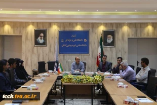 برگزاری جلسه هماهنگی و تبادل نظر بین عوامل قبل از برگزاری آزمون های پایان سال در دانشکده فنی شهید رجائی کاشان 3