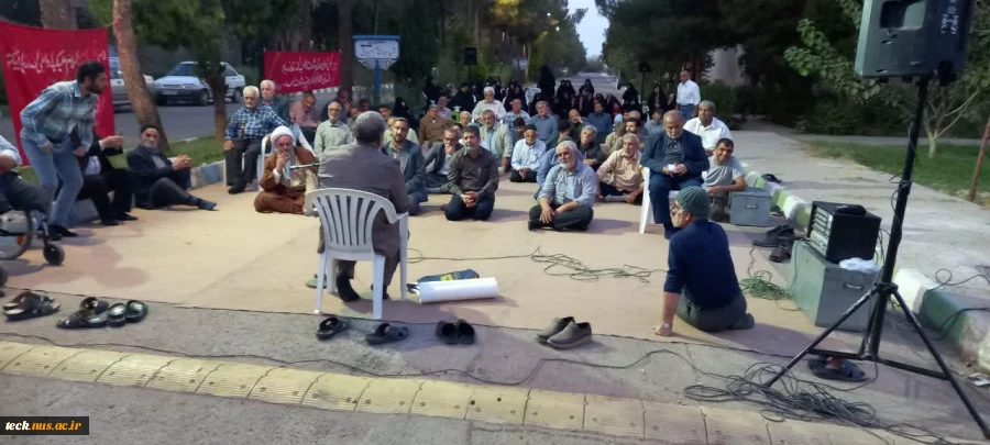 ارائه خدمات محیطی جهت برگزاری جلسه انس با شهدای شهرستان در دانشکده فنی و حرفه ای شهید رجائی کاشان 16
