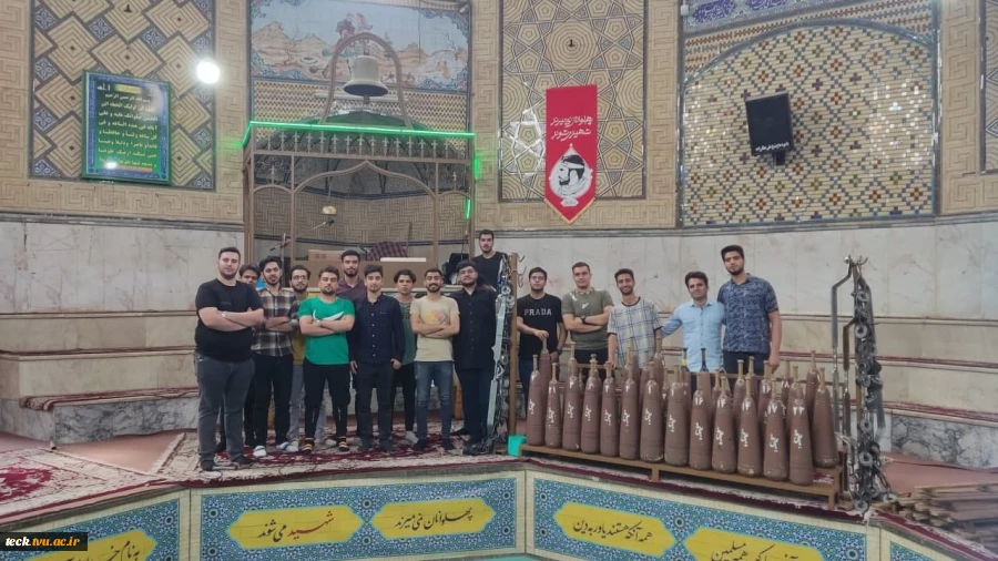 همزمان با روز گرامیداشت شهدای ورزشکار و ورزش های زورخانه‌ای انجام شد :

حضور رئیس و جمعی از اساتید ، کارکنان و دانشجویان در زورخانه شهید پهلوان سعید طوقانی 4