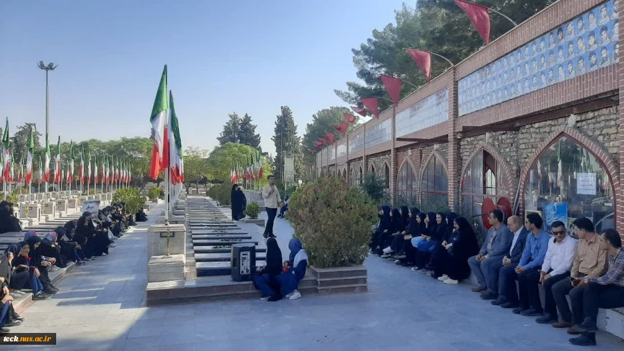 حضور جمعی از کارکنان دانشکده در گلزار شهدای دارالسلام کاشان 6