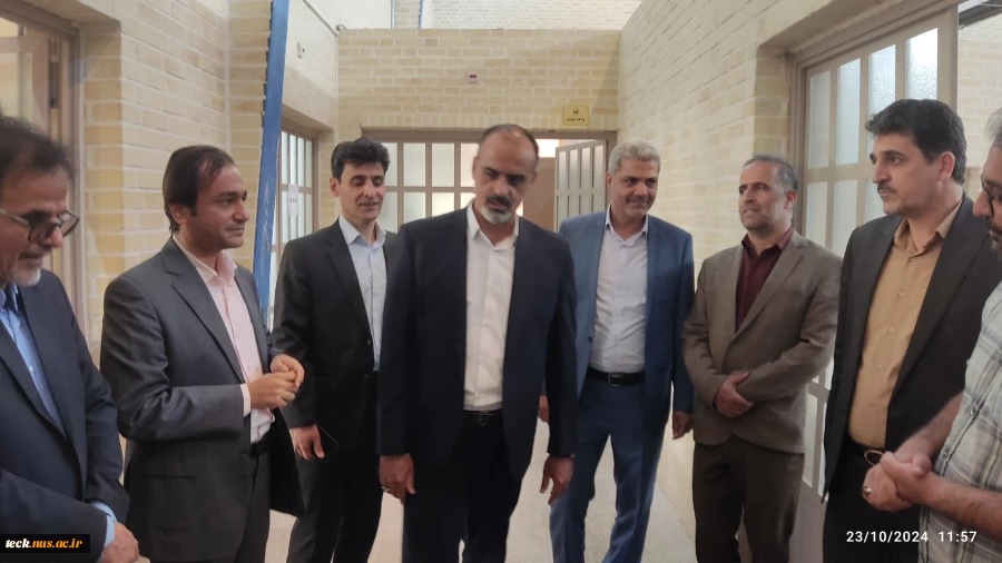 بازدید معاون اداری و مالی دانشگاه ملی مهارت از مرکز رشد شهید رجایی 5