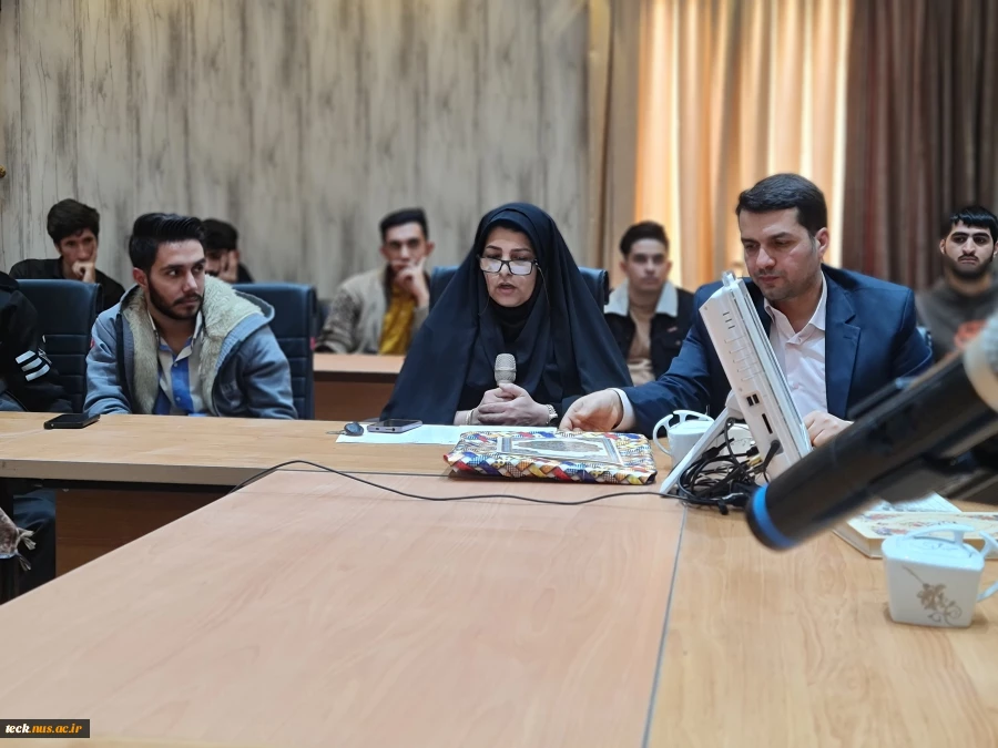 نشست نمایندگان دانشجویان خوابگاه با سرپرست دانشگاه ملی مهارت شهید رجایی کاشان 9