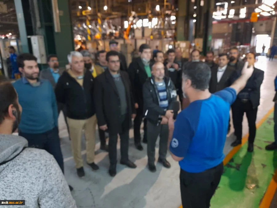 بازدید جمعی از اساتید و کارکنان از کارخانه ایران خودرو 7