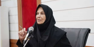 تقدیر از مدیران روابط عمومی دستگاه‌های اجرایی شهرستان کاشان در دومین جلسه شورای اداری شهرستان 8