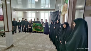 دیدار رئیس ، معاون دانشجویی و فرهنگی ، مسئولین بسیج اساتید ، کارکنان و دانشجویی ، تعدادی از اساتید و پرسنل دانشکده ملی مهارت شهید رجایی کاشان با خانواده شهید طریق القدس محمد ذوالفقارپور 3