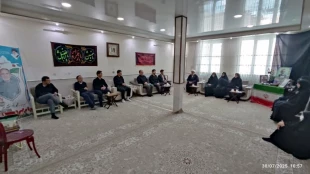 دیدار رئیس ، معاون دانشجویی و فرهنگی ، مسئولین بسیج اساتید ، کارکنان و دانشجویی ، تعدادی از اساتید و پرسنل دانشکده ملی مهارت شهید رجایی کاشان با خانواده شهید طریق القدس محمد ذوالفقارپور 5