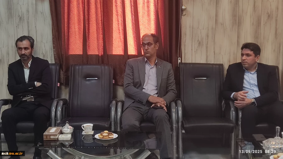 نخستین پروژه بازچرخانی آب در دانشکده ملی مهارت کاشان کلید خورد
عقد تفاهم نامه همکاری شرکت آب و فاضلاب و دانشکده ملی مهارت شهید رجایی کاشان 4